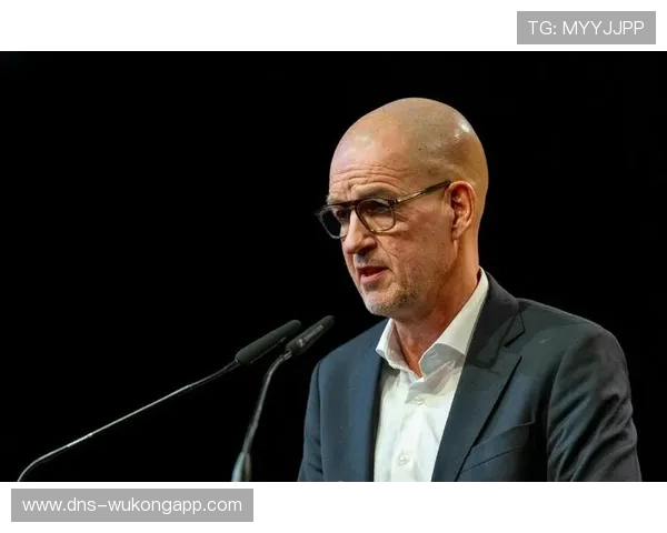 伊萨克在多特蒙德的战术适应性难题与技术转型困境