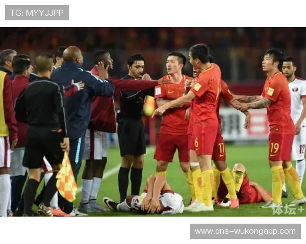 场外暴力行为如何界定？裁判和VAR判罚标准全面解析