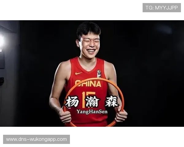 杨瀚森对位内线高位挡拆拉开空间比上季进攻更具威胁